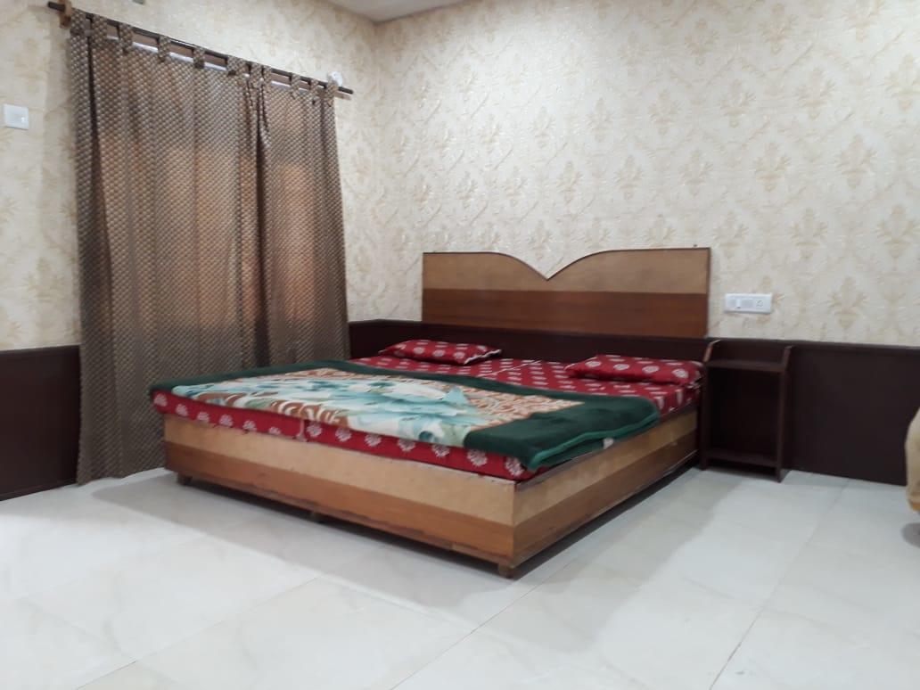 Hotel Neelam Raj Nainital Esterno foto