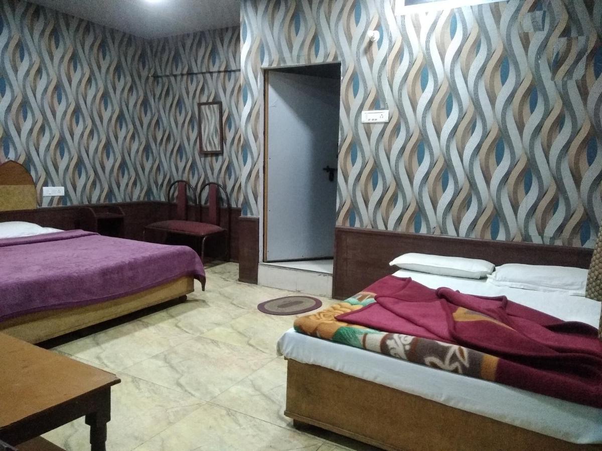 Hotel Neelam Raj Nainital Esterno foto