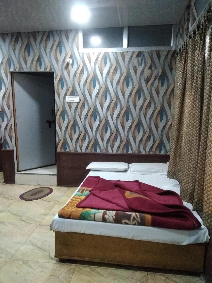 Hotel Neelam Raj Nainital Esterno foto