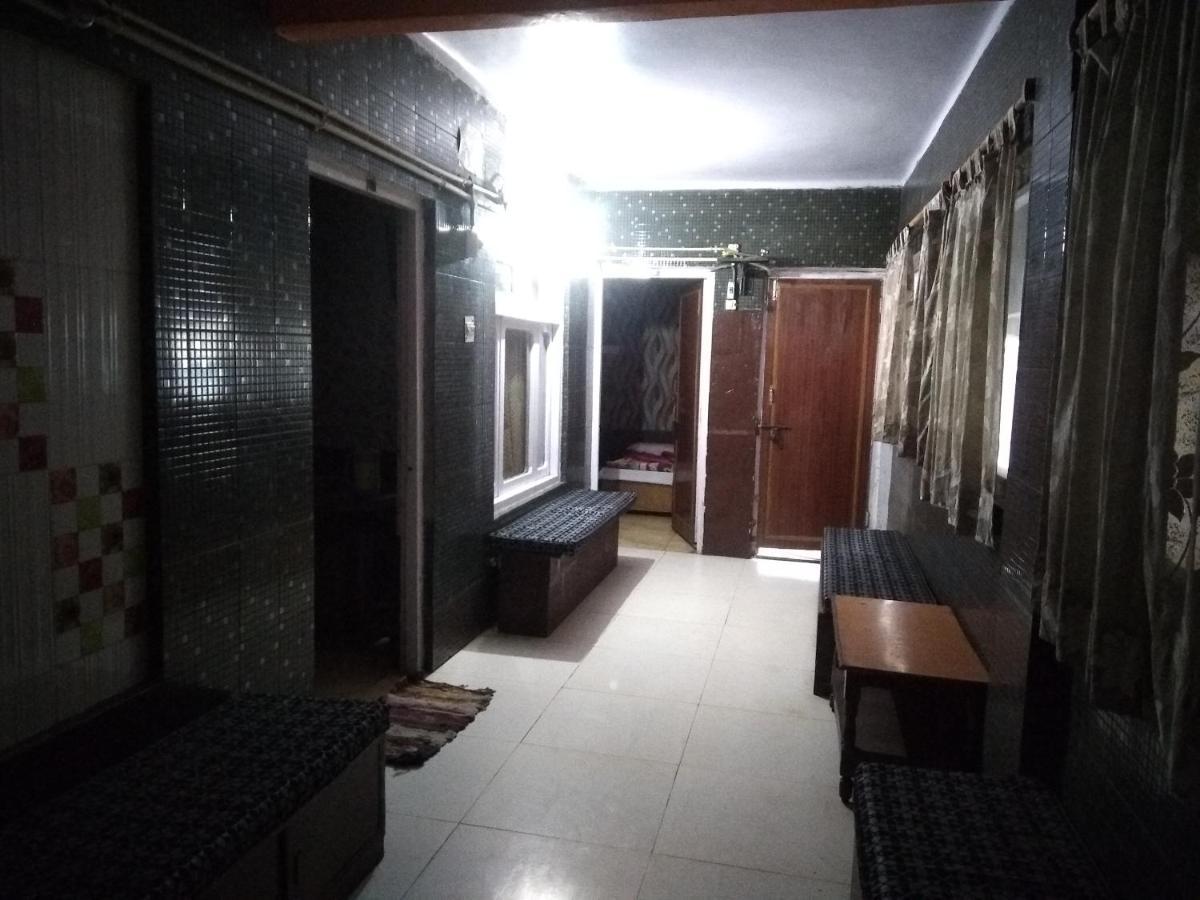 Hotel Neelam Raj Nainital Esterno foto